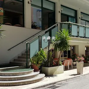 Hotel Chic, Cattolica