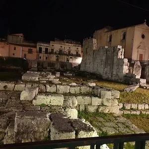 https://il-centro-di-ortigia.sicilyhotelsitaly.net